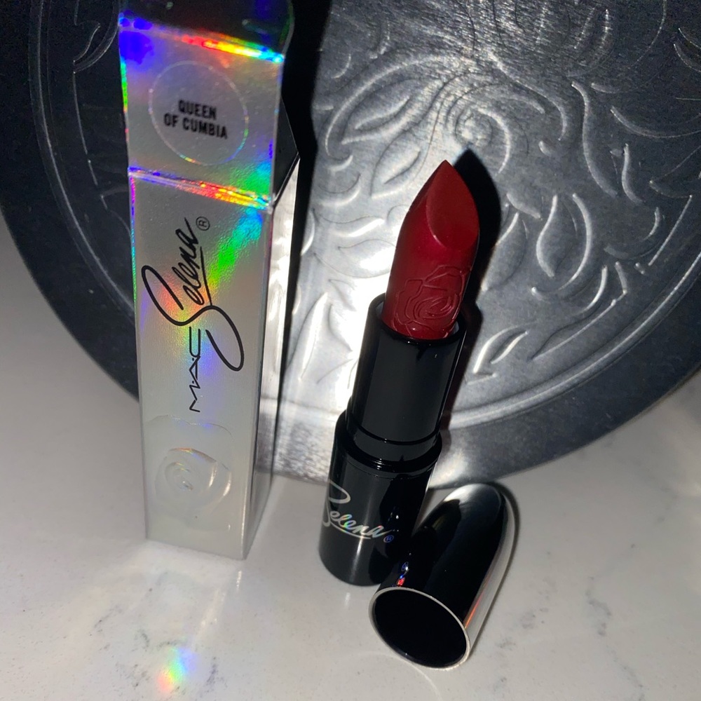 Mac Selena Lipstick